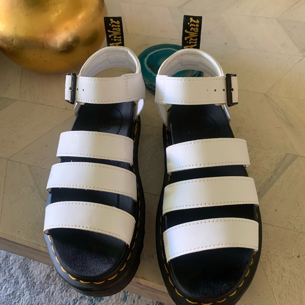 Dr.martens sandals